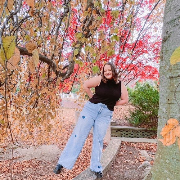 ✰ welcome to my closet! ✰ - Picture 3 of 7